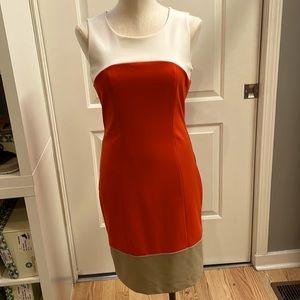Banana Republic sleeveless size 4 dress. White, Orange and beige colors.